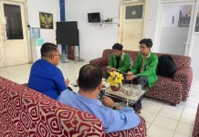 Mahasiswa Ilmu Komunikasi UIN Alauddin Belajar Praktik Kehumasan di RRI Makassar