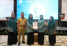 Melinda Aksa Lantik Pengurus Koperasi Konsumen Keluarga Sejahtera TP PKK Makassa