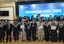 Dies Natalis Ke-40 Unibos Berikan Penghormatan Kepada Tiga Dosen Purnabakti