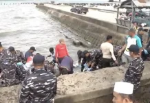 TNI AL Gelar Program ASRI Bersihkan Pesisir Selayar