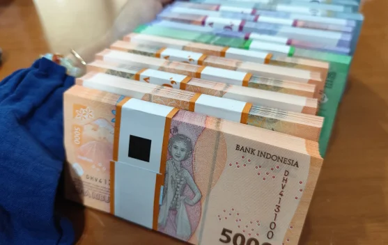 Alternatif Menukar Uang Baru Selain Melalui Layanan Pintar BI