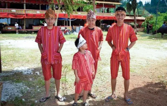 Seppa Tallung, Baju Adat Khusus Laki-Laki Suku Toraja