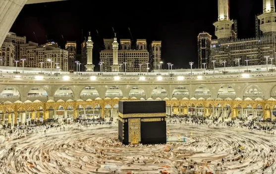 Ini Alasan Teknis Dilarang Terbang  Diatas Mekkah