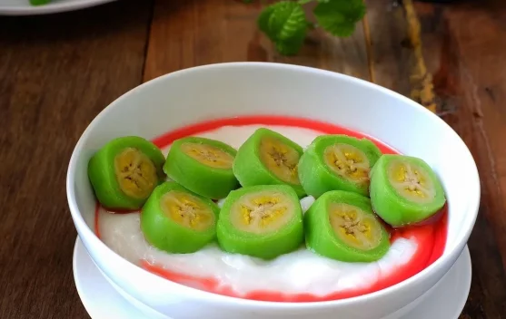 Es Pisang Ijo, Kuliner Khas Makassar yang Tetap Digemari