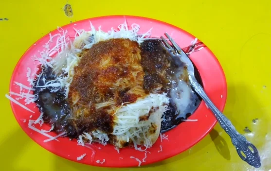 Pisang Epe Cokelat Keju Durian Jadi Kuliner Favorit Losari