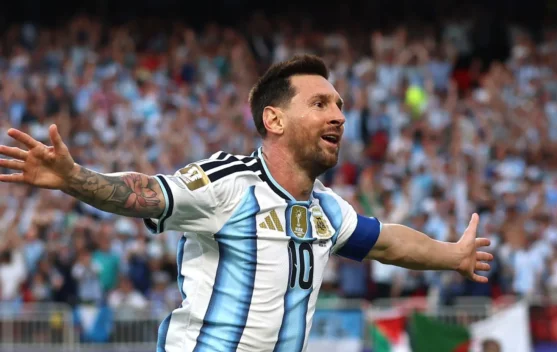 Messi Buktikan Status GOAT dengan Hattrick Bersejarah