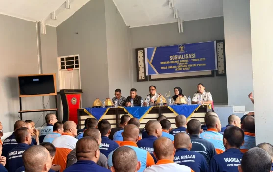 Kemenkum Sulsel Bawa KUHP Baru Langsung ke WBP Lapas Narkotika Sungguminasa