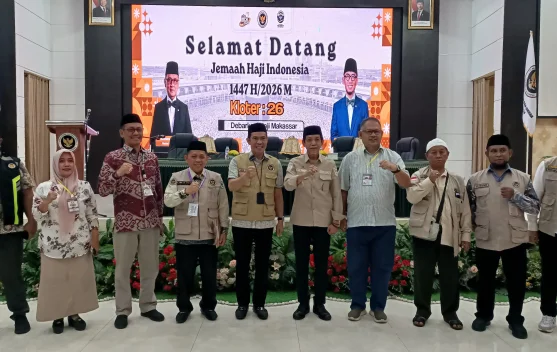 Jemaah Haji Kloter 26 UPG Diserahkan ke Daerah, PPIH Ajak Jaga Kemabruran Haji