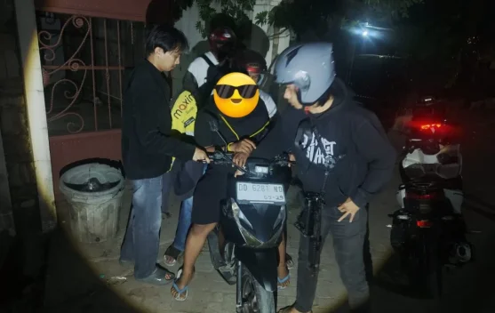Aparat Polsek Rappocini Menangkap Pencuri Kartu ATM