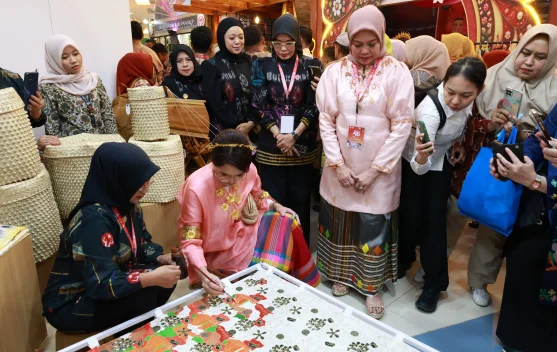 Dekranasda Bulukumba Promosikan Produk Unggulan pada Pameran HUT Dekranas di TSM