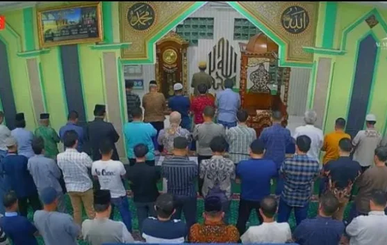 Lima Keutamaan Istimewa Bagi Muslim yang Gemar Melangkahkan Kaki ke Masjid