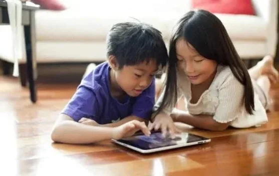 Strategi Mencegah Anak Kecanduan Gadget
