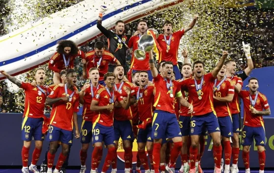 Spanyol Bangun Dominasi Sepak Bola Dunia Melalui Filosofi Bermain Kolektif