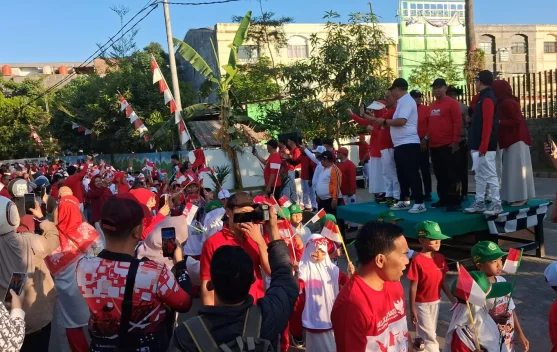 Gerak Jalan Kebangsaan, Ribuan Siswa Madrasah Tanamkan Semangat Nasionalisme