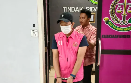Tim Tabur Kejati Sulsel Tangkap Buronan Tipikor Kejari Pangkep di Jakarta