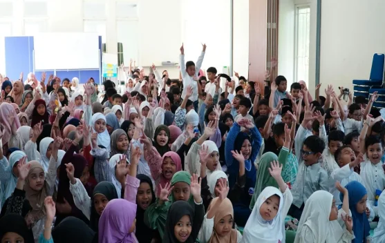 Cinta Rasul dan Akhlak Jadi Pesan Maulid SDI Athirah Recin Center