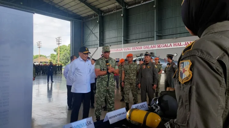 Menko Polkam Tinjau Kesiapan TNI AU di Lanud Abdulrachman Saleh