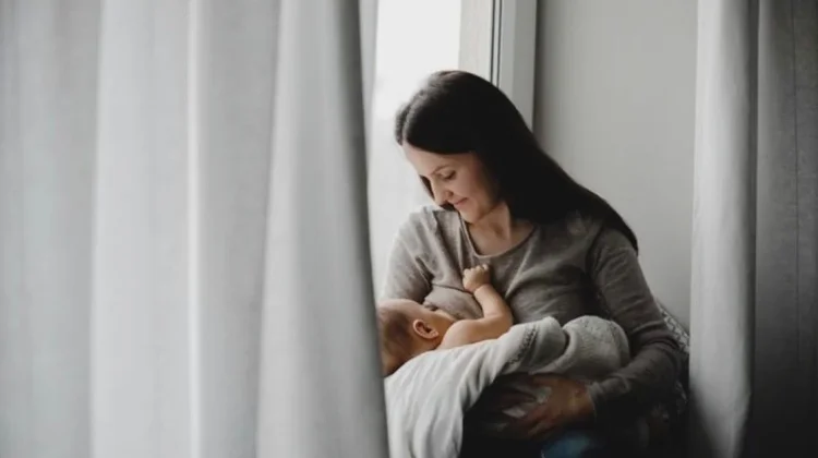 Frekuensi Menyusui Kunci Produksi ASI Optimal