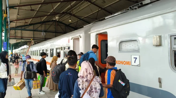 Diskon Tiket Lebaran KAI Daop 7 Masih Tersedia