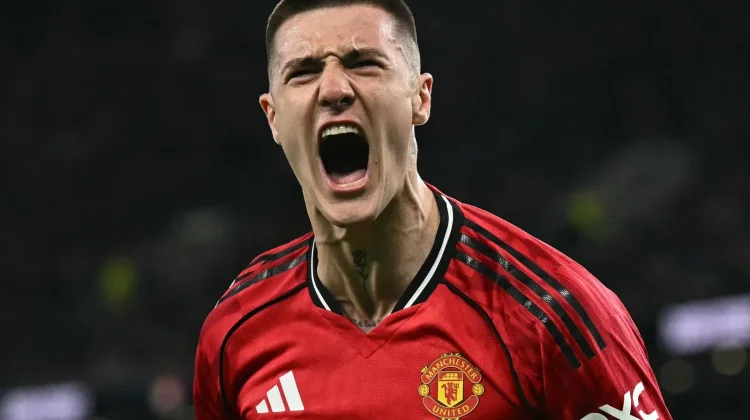 Manchester United Tekuk Everton, Kembali Kokoh di Zona Liga Champions