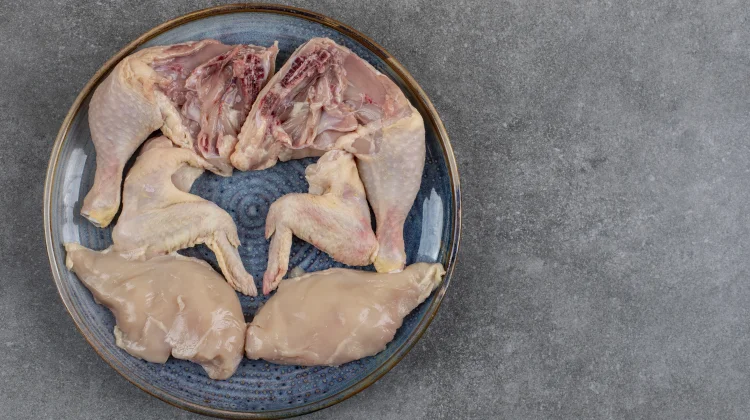 Cuci Ayam Mentah dengan Langkah Tepat
