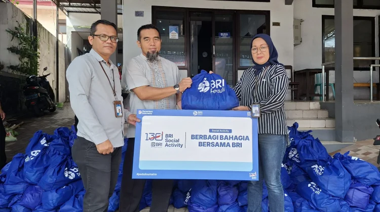 Kelurahan Sukoharjo Malang Terima 500 Paket Sembako Program Berbagi Bahagia