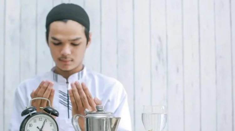 Jangan Biarkan Puasa Hanya Menahan Lapar dan Haus