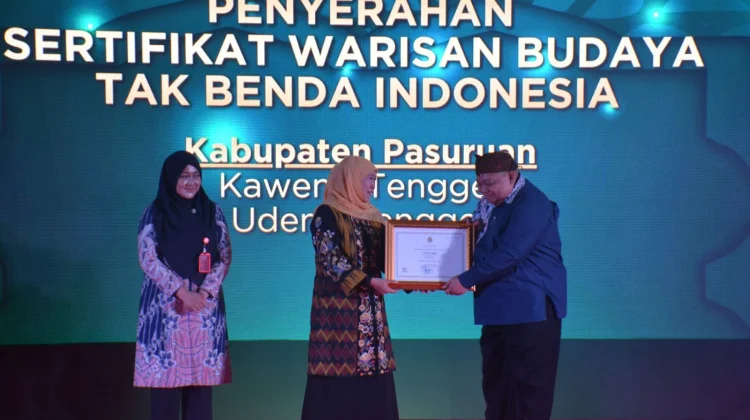 Udeng dan Kaweng Tengger Ditetapkan Jadi Warisan Budaya Takbenda Indonesia