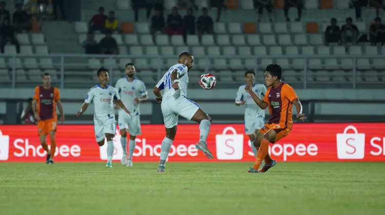 Arema Takluk 1-3 dari Borneo FC di Stadion Segiri Samarinda