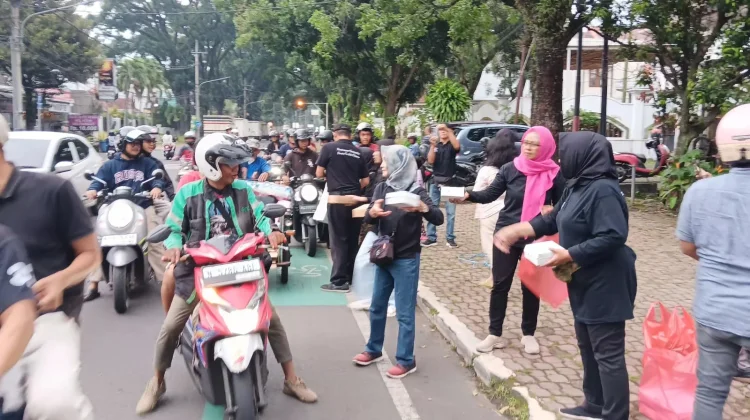 MAS TRIP JATIM PD Malang Raya Berbagi Takjil