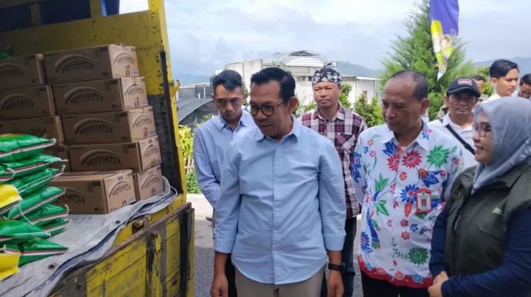Operasi Pasar Murah Desa Bulukerto, Pemkot Batu Gelontor Beras SPHP 6 Ton