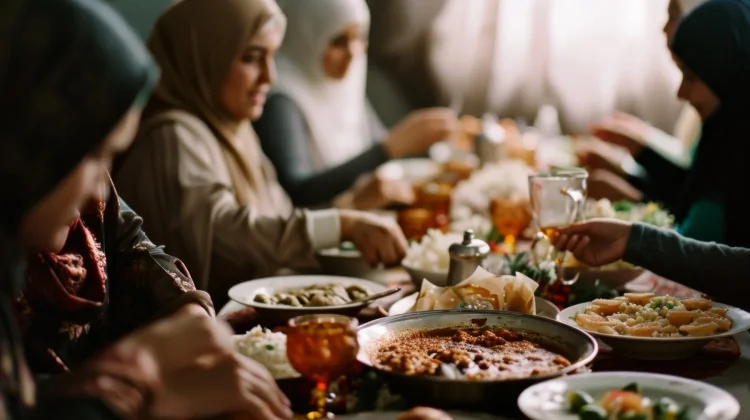 Langkah Nyata Kurangi Limbah Makanan saat Bukber