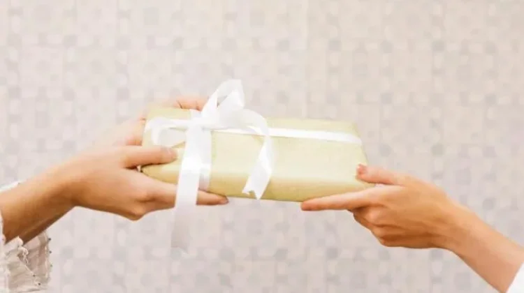 Rekomendasi Hadiah THR untuk Anak