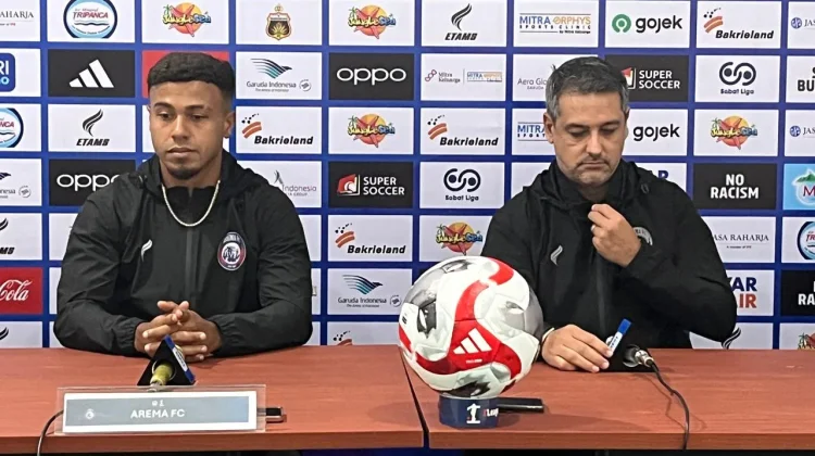 Terima Jamuan Bhayangkara FC, Arema FC Akui Dilanda Krisis Lini Belakang
