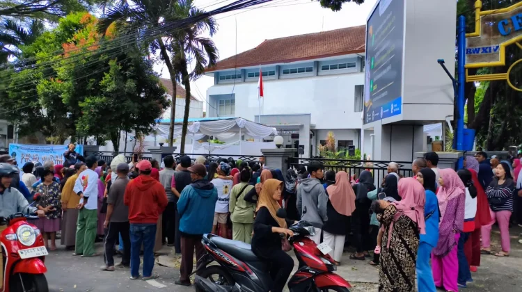 Warga Malang Minta Pasar Murah Tepat Sasaran