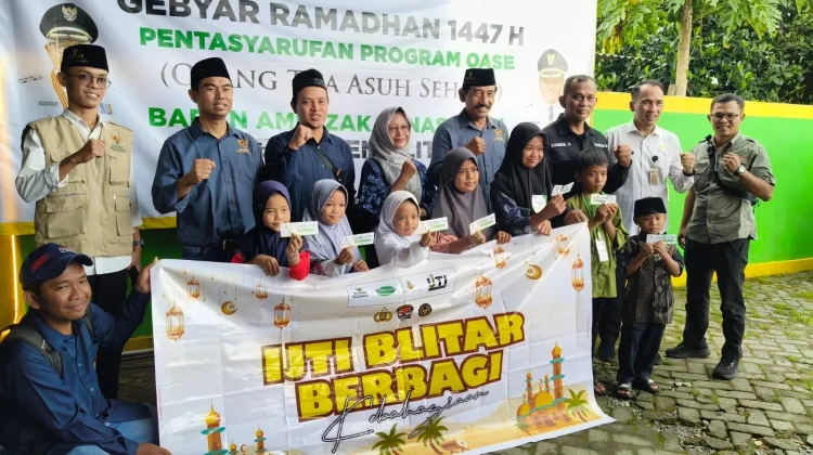 IJTI Blitar Ajak 100 Anak-Yatim Berbelanja Baju Lebaran