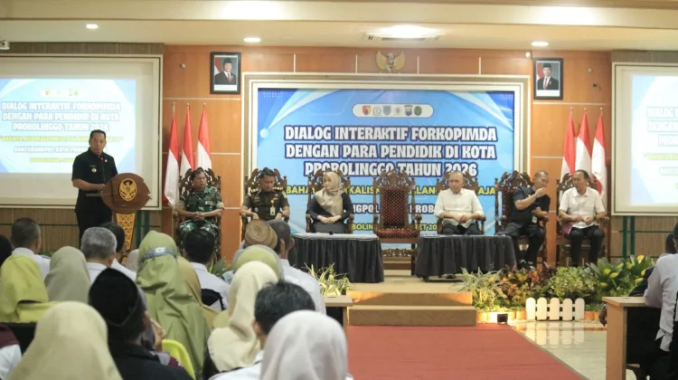 Walikota Probolinggo Dukung Pembatasan Penggunaan Handphone