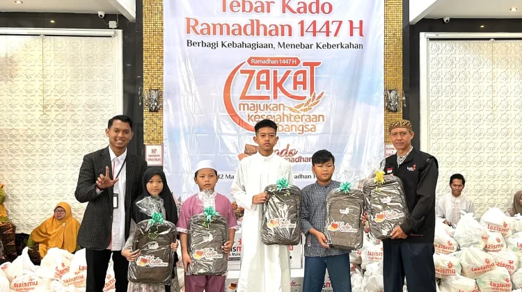 Program Kado Ramadan Lazismu Sasar Dhuafa hingga Guru Ngaji