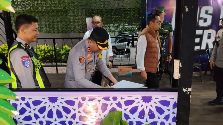Wali Kota Batu dan Forkopimda Tinjau Pos Pengamanan Lebaran, Arus Lalin H-1 Landai