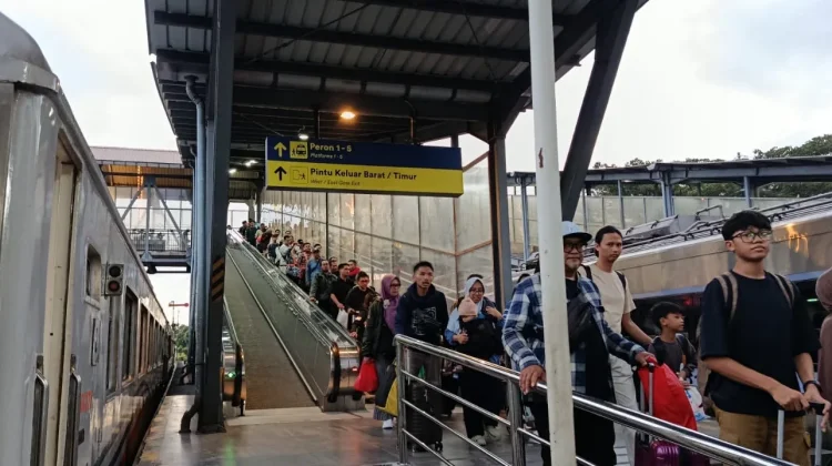 Puncak Arus Balik Diprediksi 24 Maret, KAI Siapkan Layanan di Malang Raya
