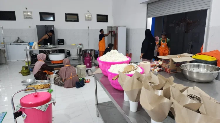 Ribuan Nasi Bungkus Sudah Didistribusikan ke Warga Terdampak Banjir Pasuruan