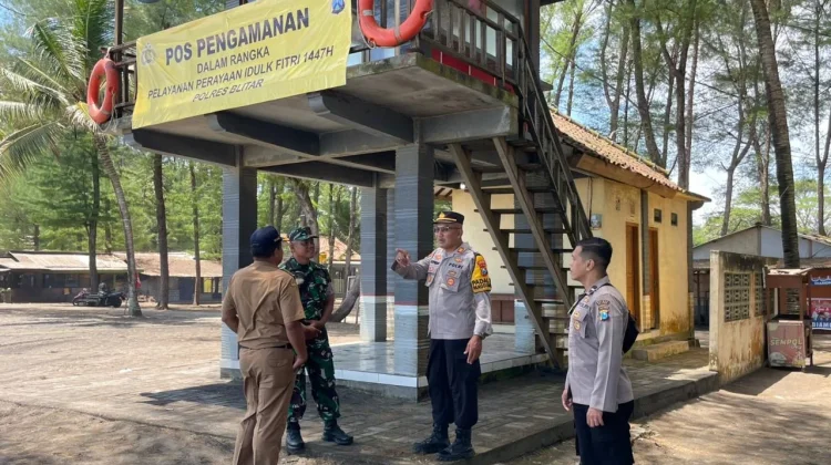 Polisi Patroli Pantai Serang, Jaga Wisata Pasca Lebaran