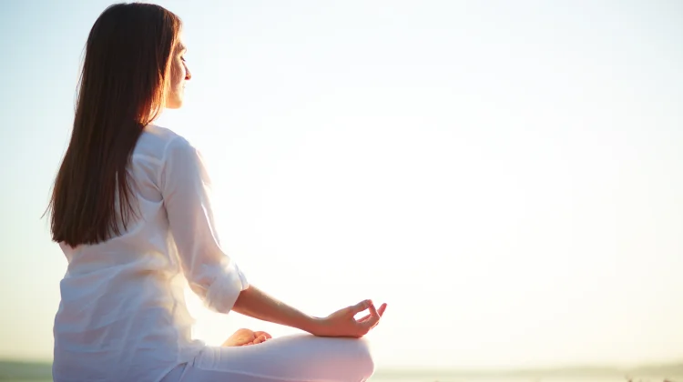 Manfaat Meditasi untuk Mengatasi Kecemasan