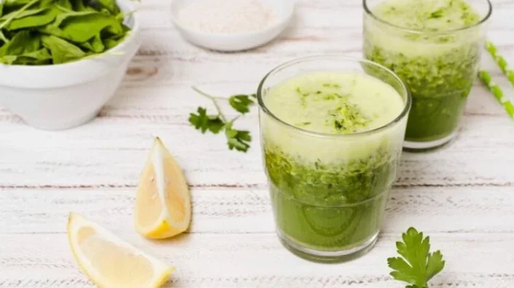 Jus Seledri Jadi Pilihan Alami Turunkan Asam Urat