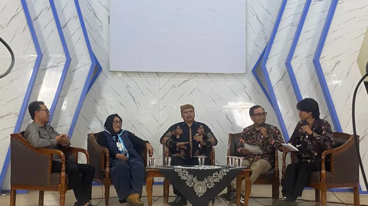 Modernitas Media dan Tantangan Budaya di Era Digital