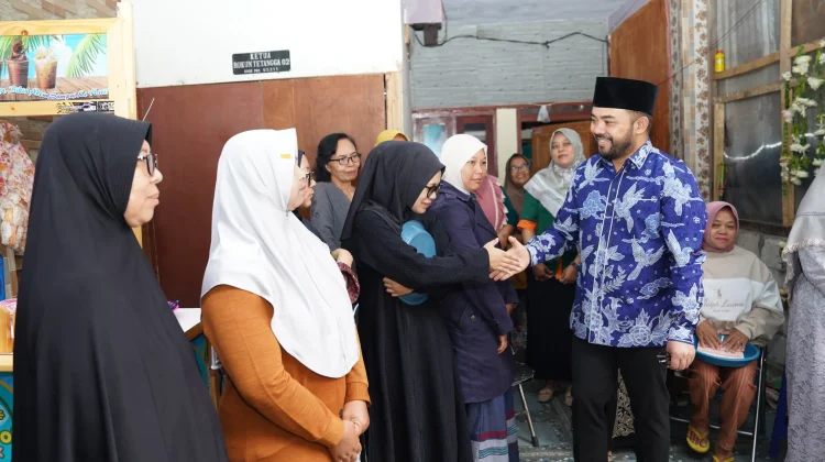 Wawali Kota Batu Melayat ke Driver Ojol, Pastikan Santunan & Pendidikan Anak