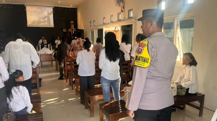 Polisi Amankan Ibadah Minggu Paskah di Kabupaten Malang