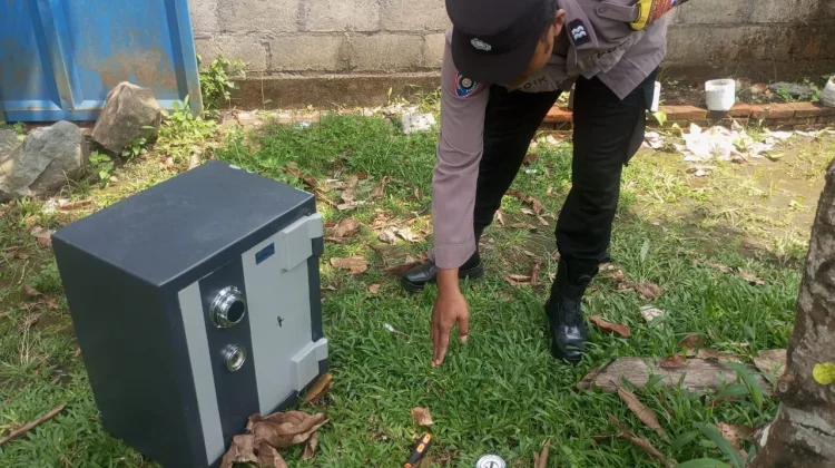 Polisi Tangkap Tiga Pelaku Pembobol SMPN 1 Pakisaji Malang