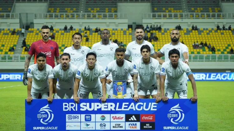 Kiper Arema FC Lucas Frigeri Akhirnya Rasakan Lagi Clean Sheet usai Puasa Panjang
