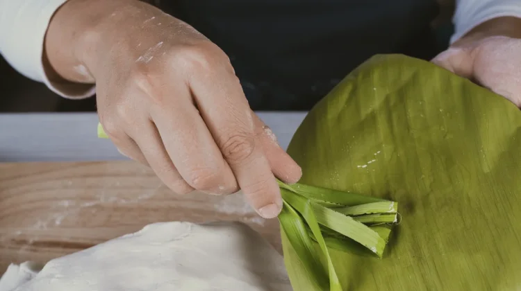 Daun Pisang Jadi Alternatif Berkelanjutan Pengganti Plastik